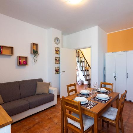 Exclusive Apartment Sansiro 5Minuti - Wifi Free Milan Exterior photo